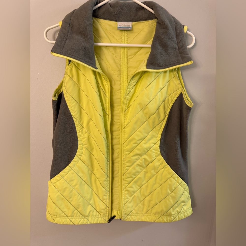 Columbia Sunny Yellow Quilted Jacket - Picture 3 of 6